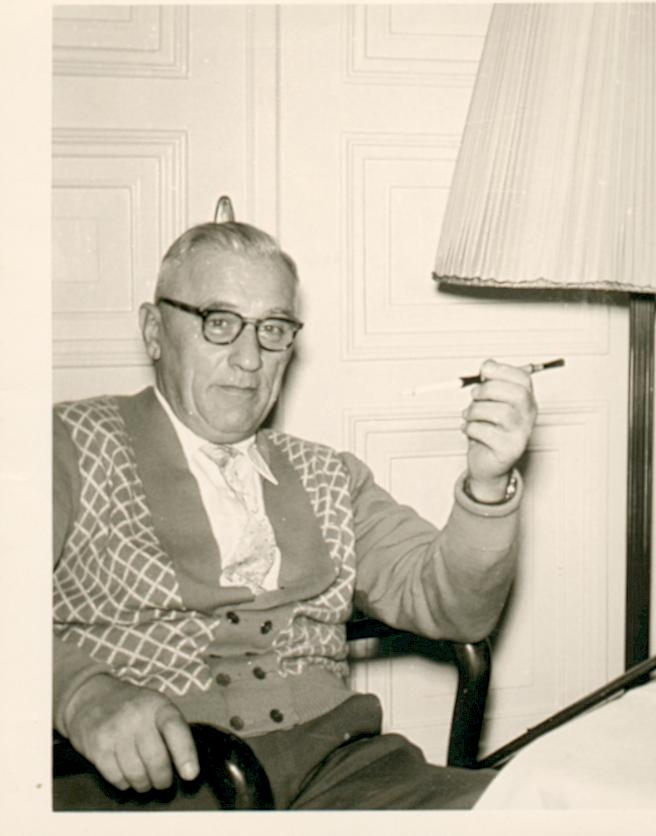 Einige Informationen über den Oberschullehrer Hans Tack